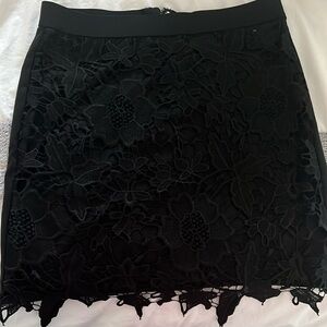 Black Lacie min skirt